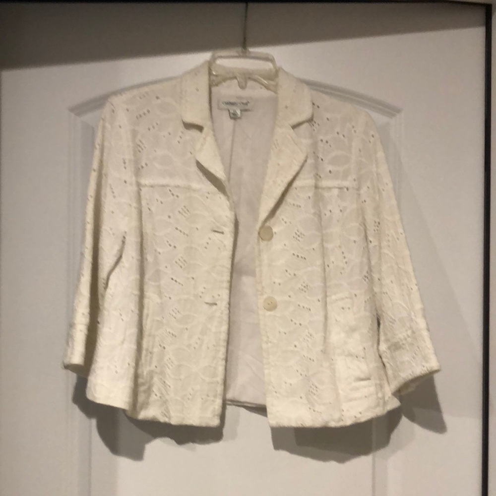Cold water Creek Cream Blazer Tailored Cropped